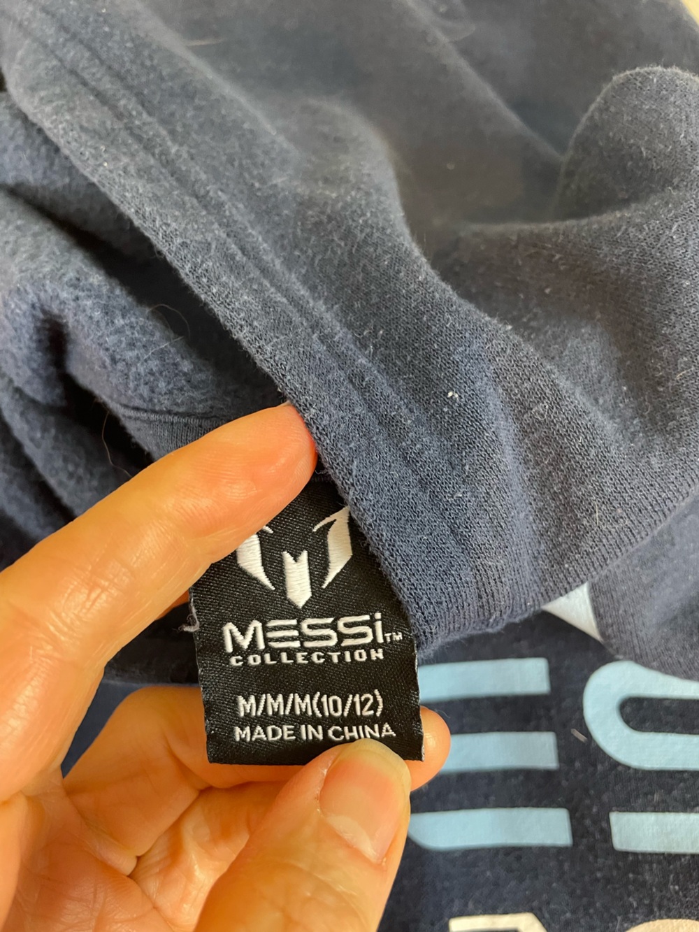 Soccer bundle Messi hoodie medium and Nike Manchester United XL - Picture 3 of 14